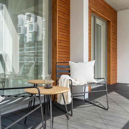Apartmán Iso Aurinkoinen Parveke Ja Hyvaet Yhteydet Helsinky Exteriér fotografie
